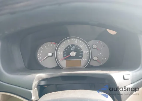 2007 Kia Rondo Lx/Ex z USA, uszkodzony, nr VIN KNAFG526077089393